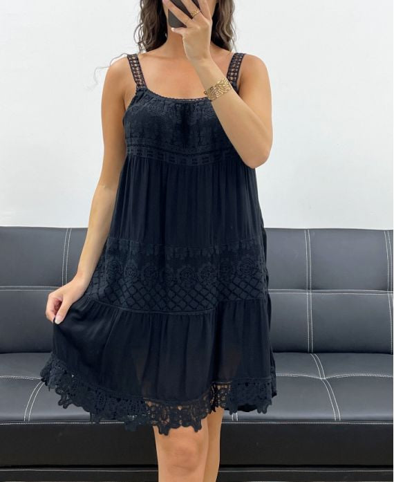 Robe empiècement dentelle