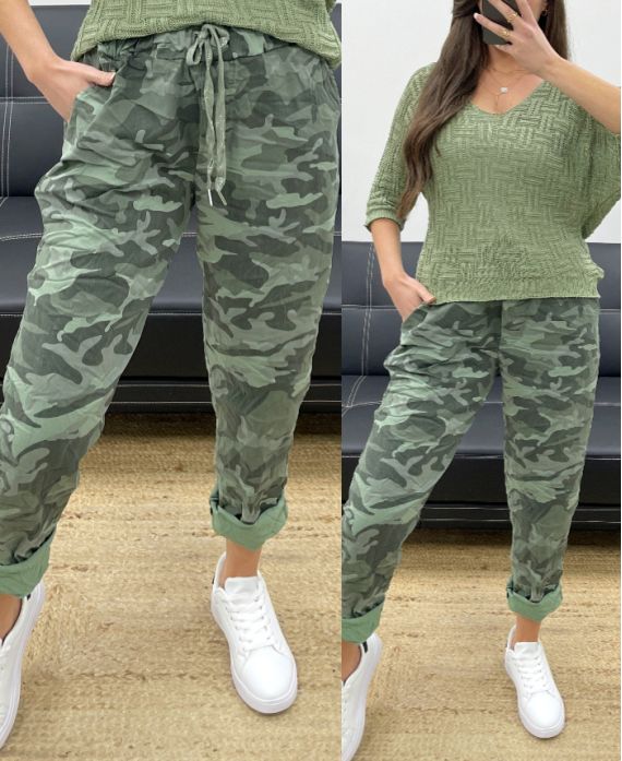 Pantalon ample camouflage effet froissé