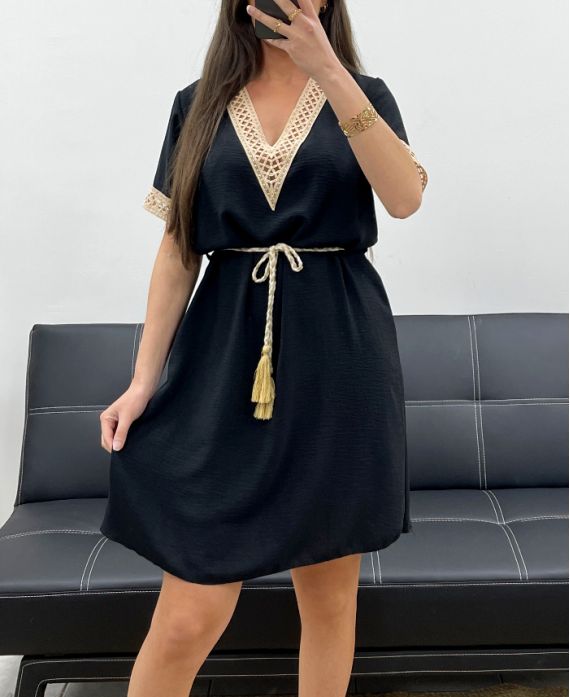 Robe encolure fantaisie + lien