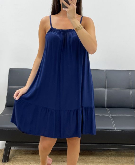 Robe fluide à bretelles
