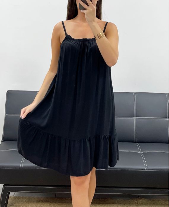 Robe fluide à bretelles