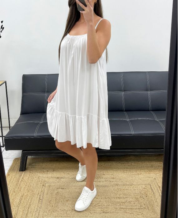 Robe fluide à bretelles
