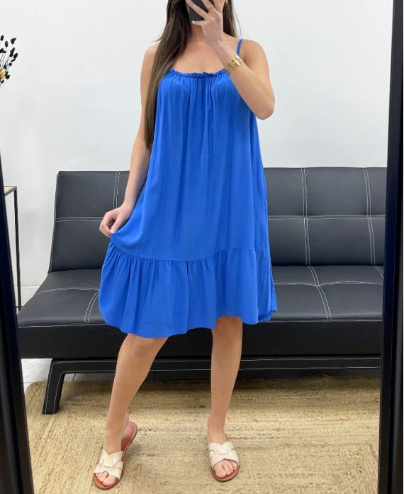 Robe fluide à bretelles