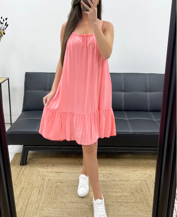 Robe fluide à bretelles
