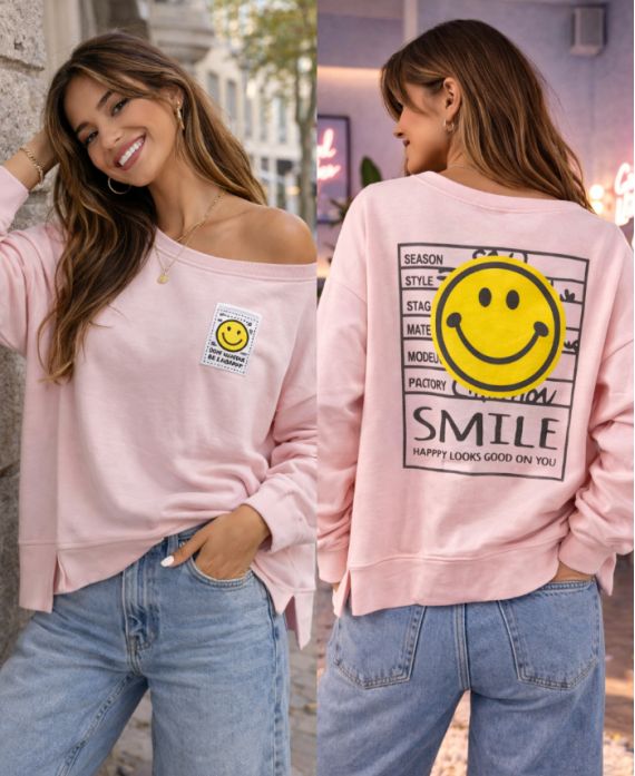 Sweat-shirt smile
