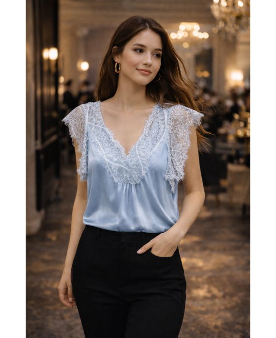Top long à dentelle